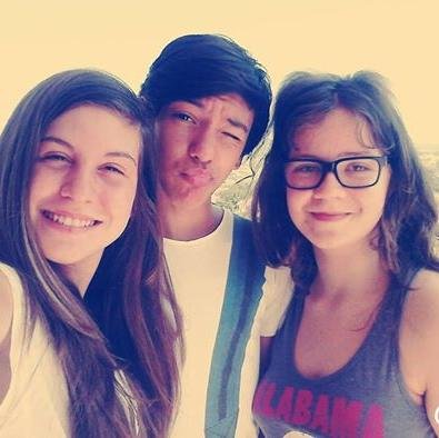 Viners and soon youtubers!
Daniela, Carlos and Margarida!
Love all our followers!
email--- the3muchachos@gmail.com
Vine-- https://t.co/yKyYlCUyjm