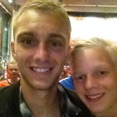 Uilenhof 2.?PS4 acount:JVO2000_Shadow AFCA4EVER!❤️ Profesioneel FIFA player