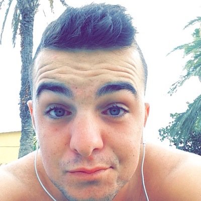 fc_bat's profile picture. 