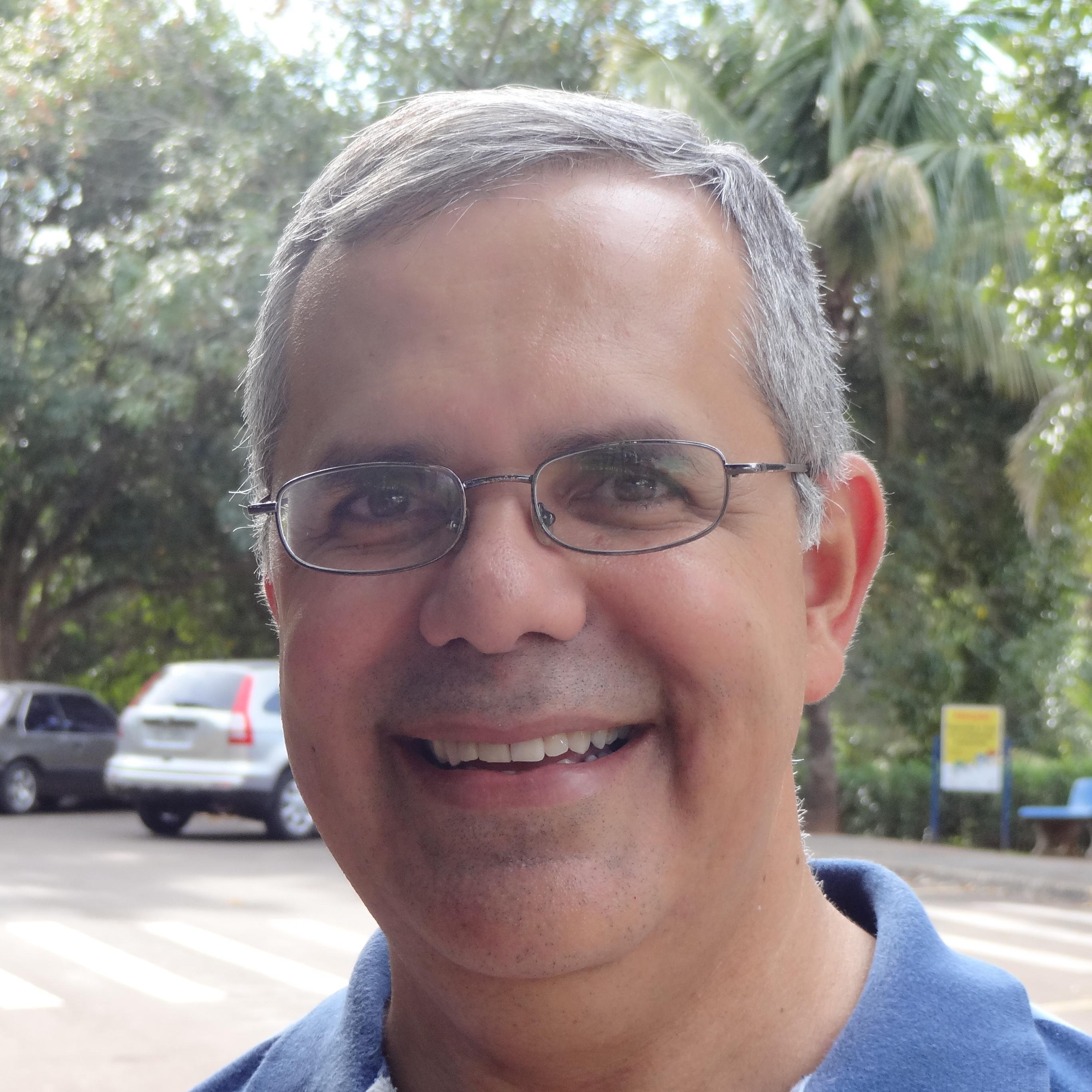 profgusman's profile picture. 