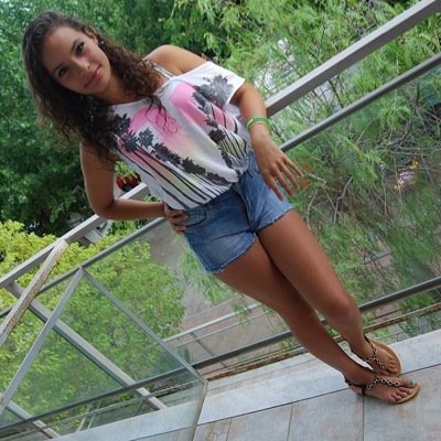 Hi!!i'm francesca #italianstudent #belieber&directioner ❤️