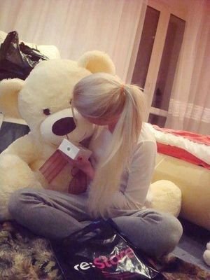 showqw00w's profile picture. 