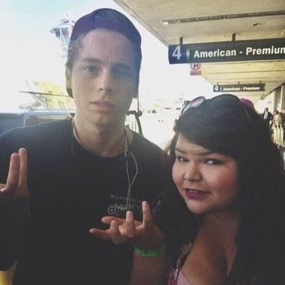 free follow from @xoclifford ily x