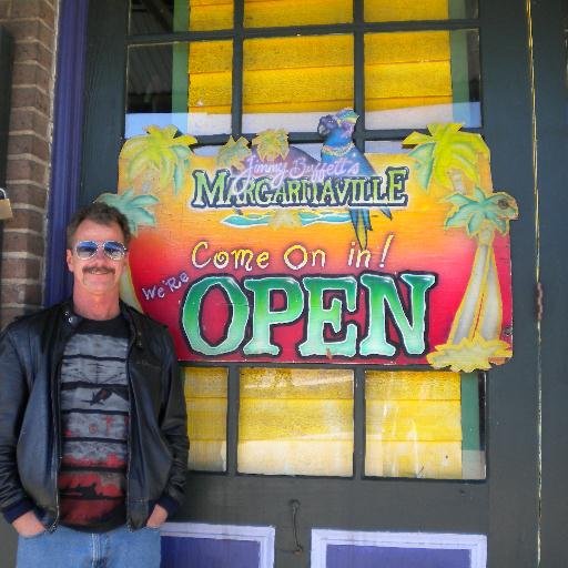 self employed auto mechanic - MAGA strong  ready to right this sinking ship   I am also a Big Browns fan! Do not message me without my permission