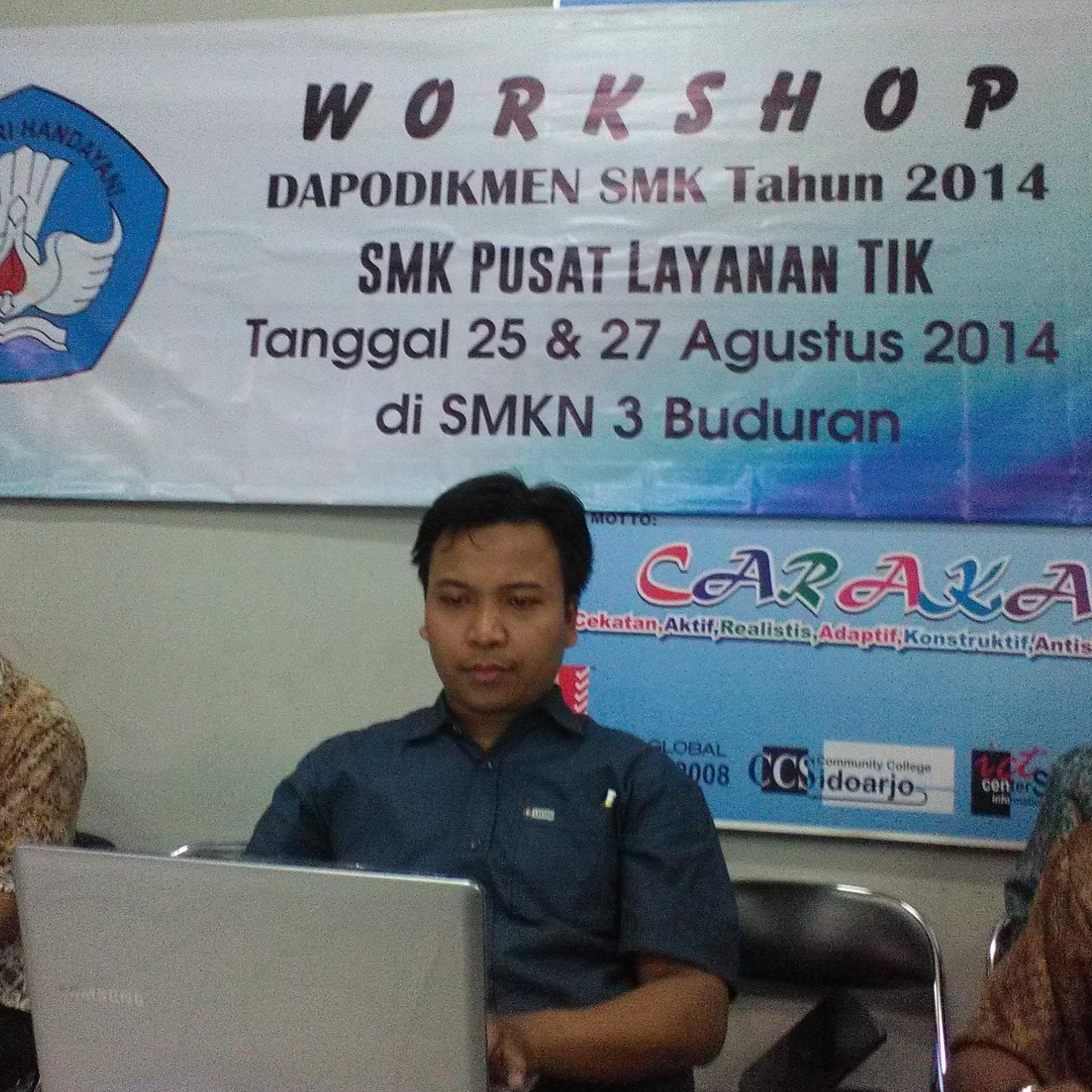 Blogger | Backpacker | Teacher | Admin (http://t.co/TaqSsxOl22)