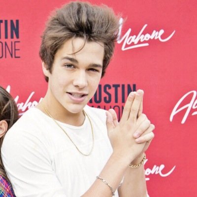 How can you not love Austin Mahone. ღ