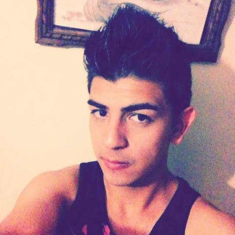 Criskop16's profile picture. 