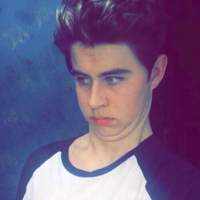 @CroptopCam gave you this free follow so go follow her!