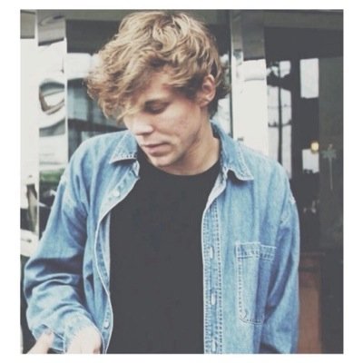 Drummer in the band 5sos || 20 || single
