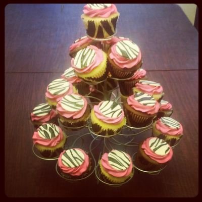 Home Bakery Specializing in custom cupcakes and cakes for every occasion.