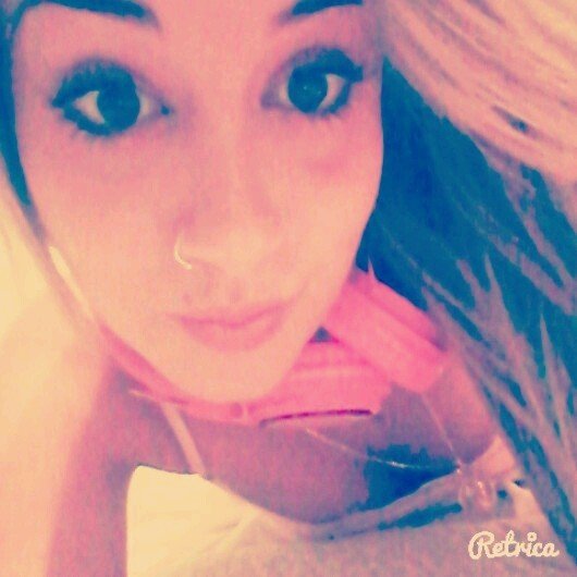 nanasativa's profile picture. estudiante de T.S en sevilla. Cardeña/Cordoba