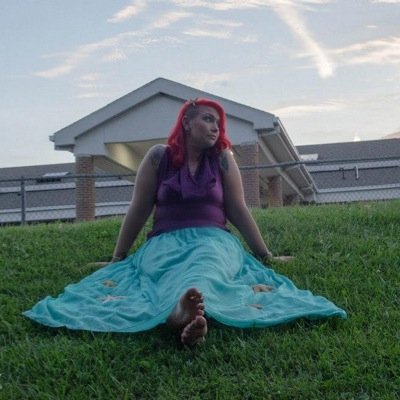 lindsayanne420's profile picture. 