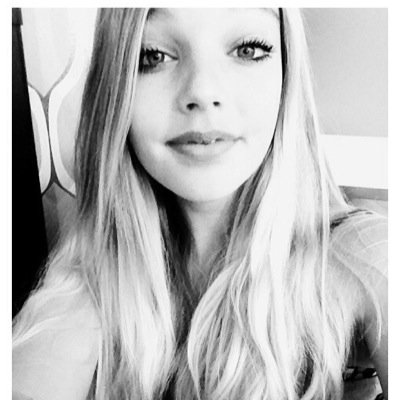 13 jaar ~ montssori ~ 3B~familie♥ ~single ~friendss ~marlot sem nina carlijn en suzanne. ~