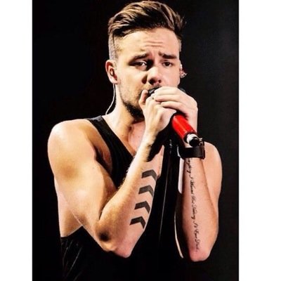 ziall_sparkles's profile picture. Someone please give me some chocolate. ok thanks bye.