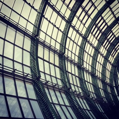 Kuwaiti architect and designer working in the real estate field. Photographer as well. معماري كويتي متخصص في العمارة الحديثة والتصميم مع القليل من الرياضة