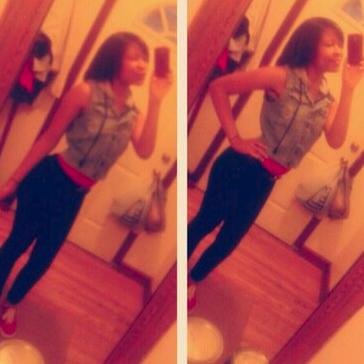 Jessicaa or jess , 5'3 -.- , Mixxed chickk. I Love Music &I Hate Drama -_- Aha.♥@TheRealBSmyth RT Twice | @KINGLilKeis , @FreddyAmazin &Kam Bennett Follows♥. c;