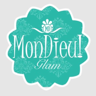 Nail SPA y peluquería móvil  en la cual te visitamos donde quieras en Bogotá con tienda de calzado y accesorios a bordo Citas ☎️ 321 312 1029