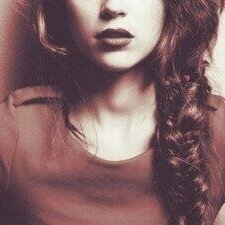 Shuffle the deck, ill be the queen in the pack. #chronicbitchface 
http://t.co/qvaUUVCRk0