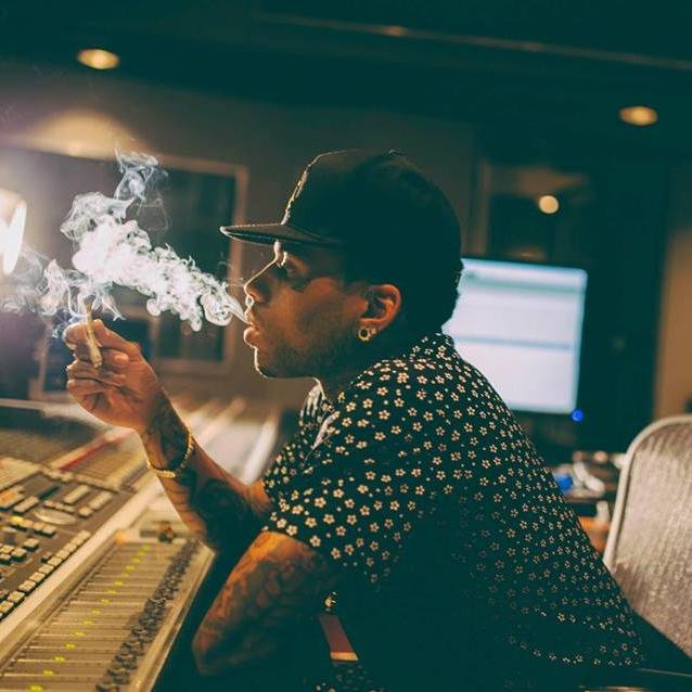 Soy Fans de @Kid_ink Aqui encontraras todas las frases de kid ink entre otras cosas.  @ThaAlumni @Dope