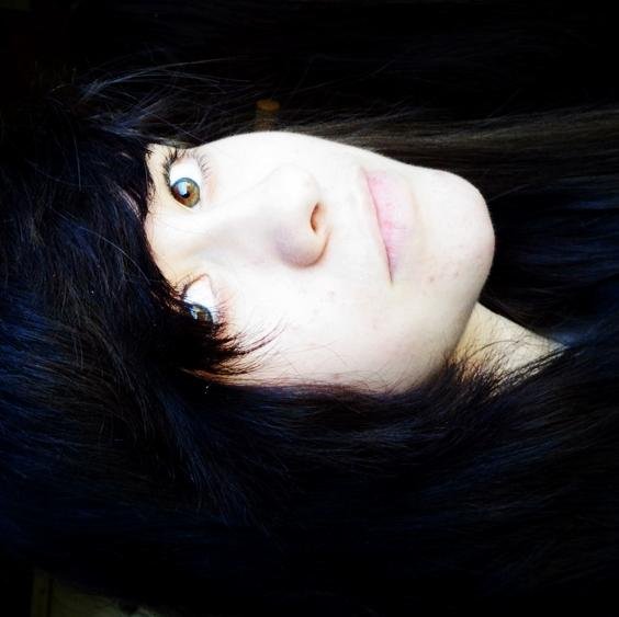 Heyo punks! I love rock music. Follow me if you do the same \m/ ^.^ .