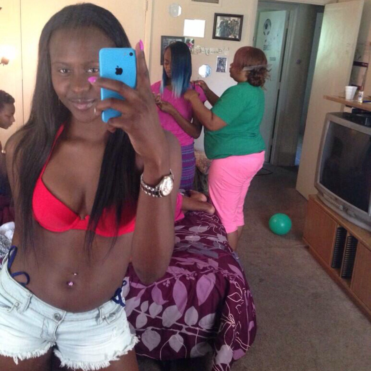 najae_pinkney's profile picture. http://t.co/oTAHpMvilM