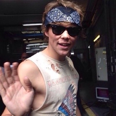 ✦*° @ptvash °*✦ ⠀⠀⠀⠀⠀⠀⠀⠀⠀⠀⠀⠀⠀⠀⠀⠀⠀⠀5sos only