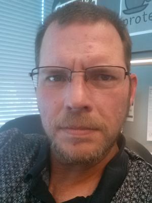 Air Force veteran, Conservative Libertarian, Husband, Father of 4