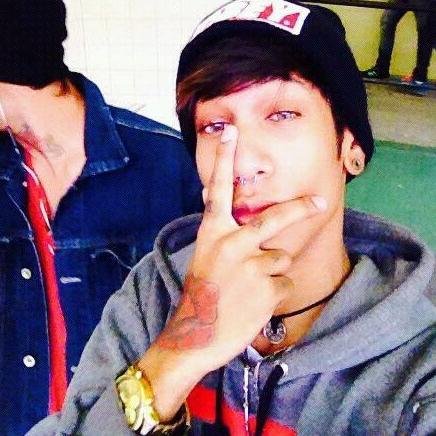 Promoter EazyTeen , http://t.co/k6dQ841TaS , 17anos .