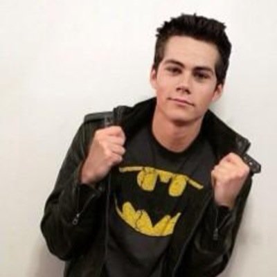 Im attractive to gay guys! Arent i? ||RP|| ||Straight|| ||Teen Wolf||