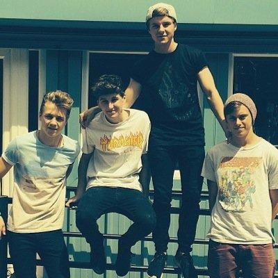 TheShadesBR's profile picture. A primeira e única fonte oficial da banda The Shades no Brasil!