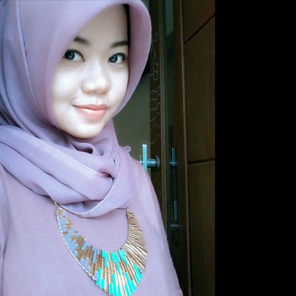 SittaSurya's profile picture. SITTASURYA
creative graphic designer