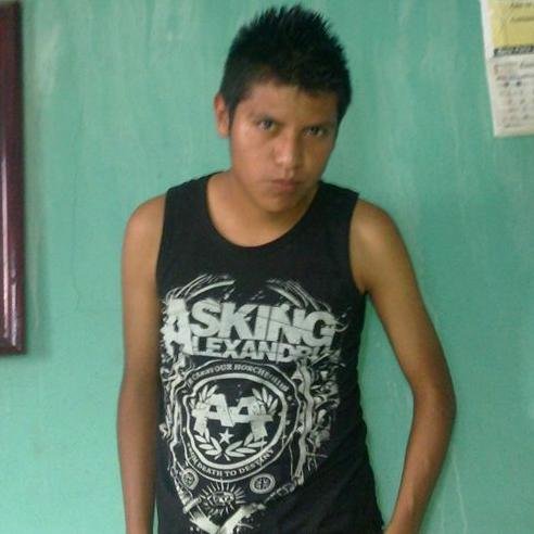 sigueme y te sigo .................:) hardcore mi vida mi pasion amo a asking alexandria =D