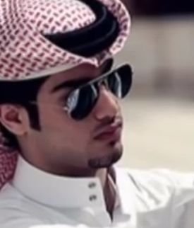 ‏‏‏أن تكون واثقاً من نفسك .. لا يعني أنك مغرور .. لكن أن تثق بنفسك لدرجة أنك تستصغر الآخرين، فهذا يعني أنك مُتعالي 
Pin:2BCD0D82