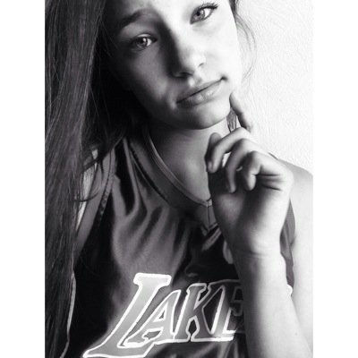 Follow me on instagram eh @emiliehjartholm 
Just a place where I stalk people...
One Direction ~ The Main Level ~ The 1975 ~ The Janoskians