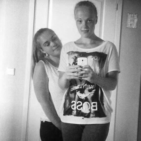 Hey :) I'm Justina from Narnia (Lithuania). I love One direction, because they all are perfect persons and their music amazing! I always (un)follow back.