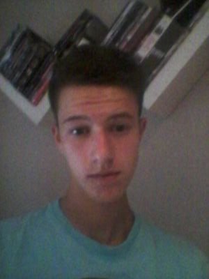 GreggsEthan's profile picture. I am the white mofara! Nickname is cheggers! I love football follow me and il follow you back!