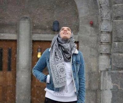 ‏‏‏في الهدوء نعيم وفي الصمت حياة ومابين الاثنين تفاصيل جميلة