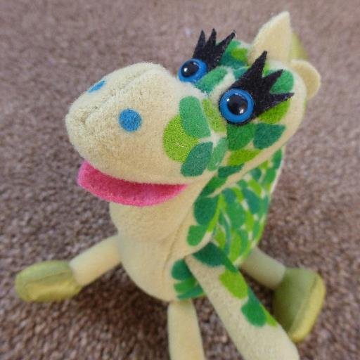 chatting about anything that takes this  little old green dragon's fancy...