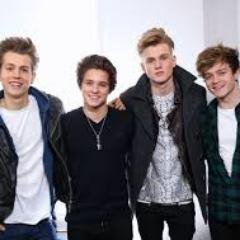 SOMEBODYTOYOU12's profile picture. 