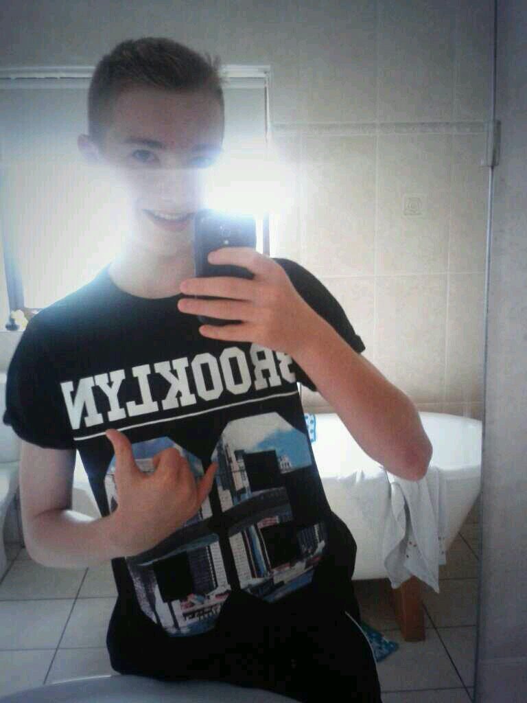 mills1125's profile picture. I love all sports but especially rugby and I enjoy a bit of cricket.I hope to play rugby for Ireland when I'm older. Follow me and I'll follow you back.