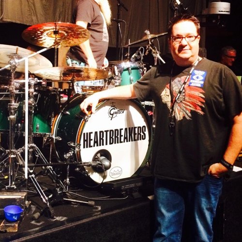 Creative, Drummer, and Production Guru | @wfliiidrums | @paistenation | @vaterdrumsticks | @evansdrumheads | Most importantly a follower of The Way.