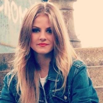 klaudyyna15's profile picture. I pre­fer the sign: No en­try, to the one that says: No exit.  ♥♥♥I'm Belieber♥♥♥