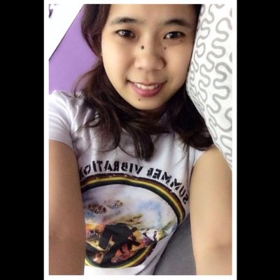 kimbs012's profile picture. 