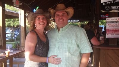 Wife, mother and Mimi. Special Ed Aide. I love Jesus all things  southern, the beach,  Nascar.  Dallas Cowboys and Roll Tide!!