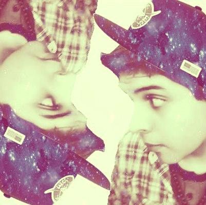 Chileno - 18 Años- Soy Super Buena Onda...
amante de la música, el arte y la fotografía #LittleMonster / #GleeK/ #DirectionerBoy