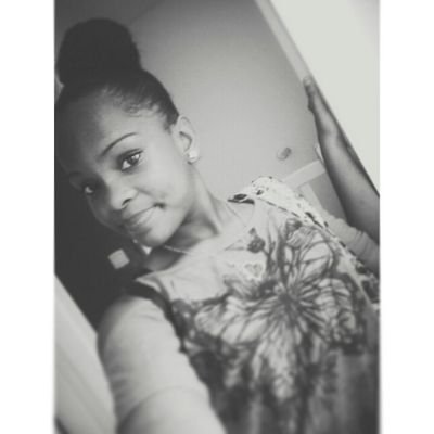 FOLLOW ME & JTE FOLLOW BACK •Simplicity WomanScorpion Queen. I Love VOGUE ✨ FASHION• SNAP:ROYAL.WOMAN