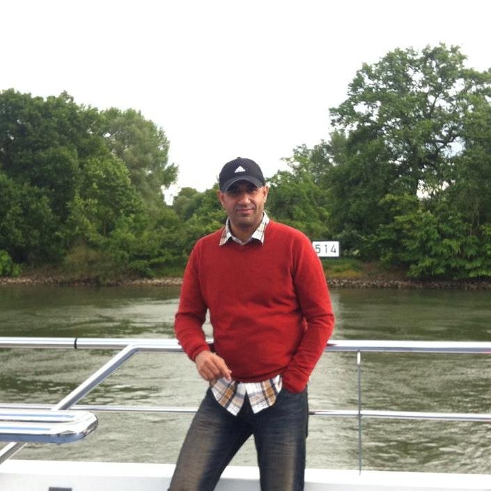 TahaSokni1's profile picture. 