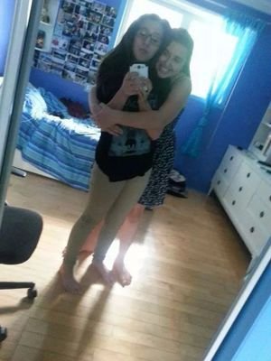 megane_malik's profile picture. #onedirection#mylife ...xx♡♥♡   one direction come to mtl*~* its a dream?! no...it's true...         Follow me I follow back