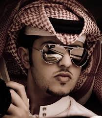 ‏جيتك بدون شعور و ادراك و وعي
مدمن .. وابي من حالة ادمانك علاج !