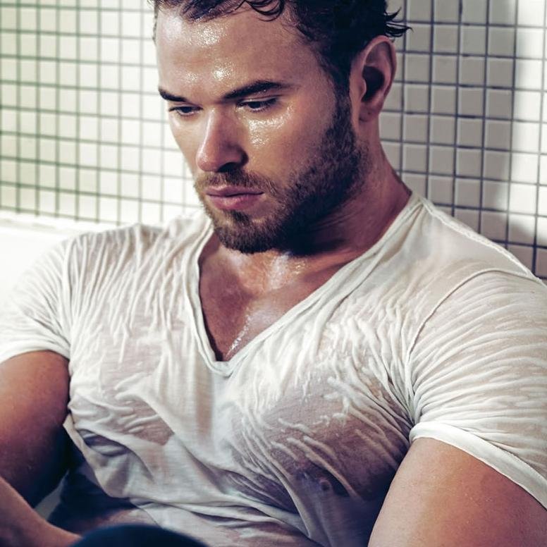 Site sobre o ator @kellanlutz